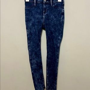 Girls denim skinny jeans!